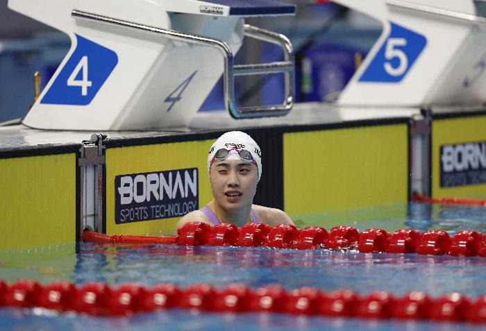 女子200米蝶泳：中國選手張雨霏打破賽會紀錄獲得金牌